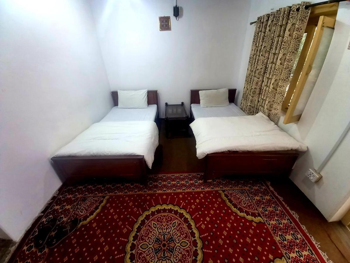 Tourist Cottage Hunza Karimabad  Екстериор снимка